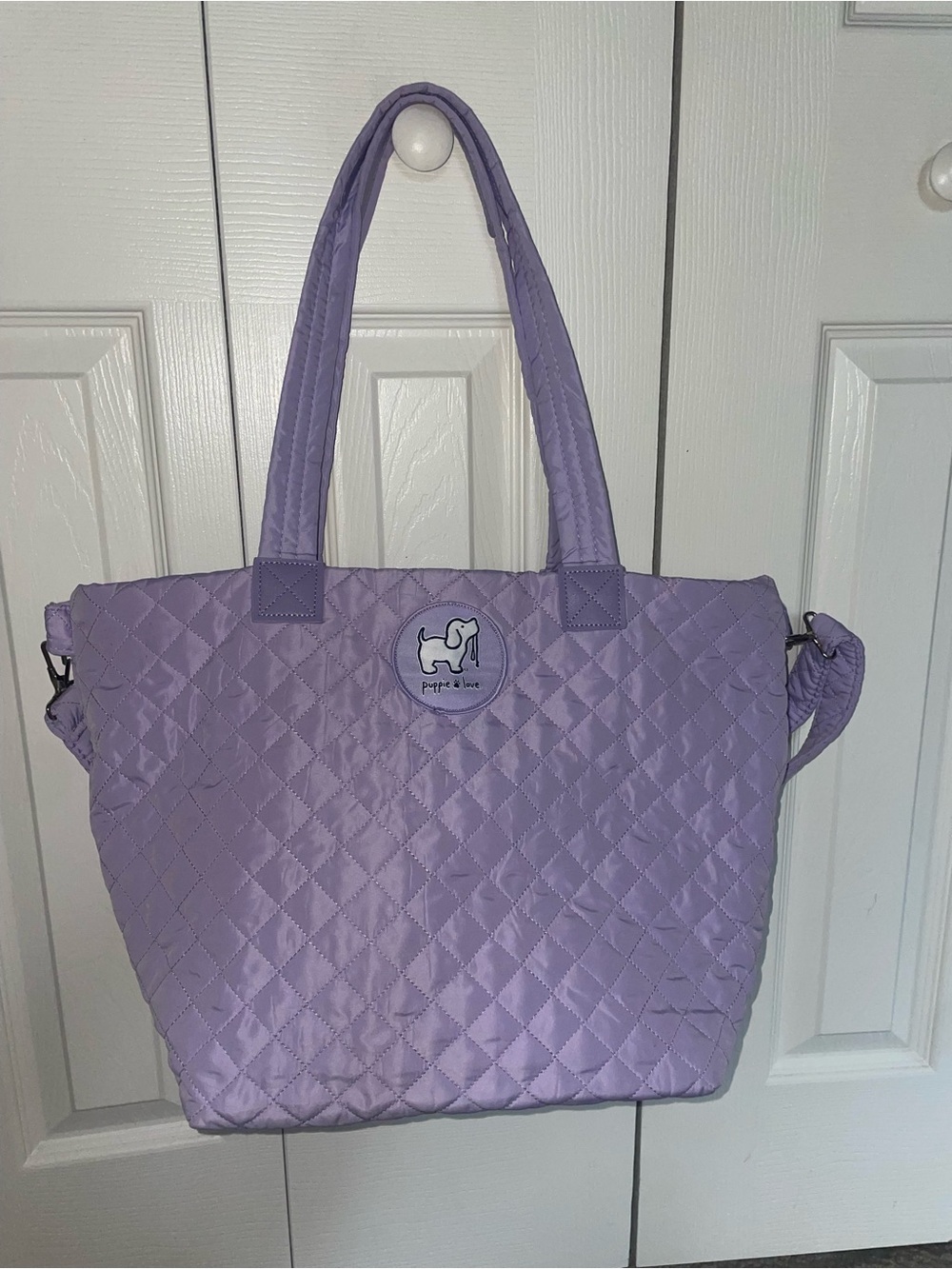 Puppy Love Quilted Tote Bag in Light Purple